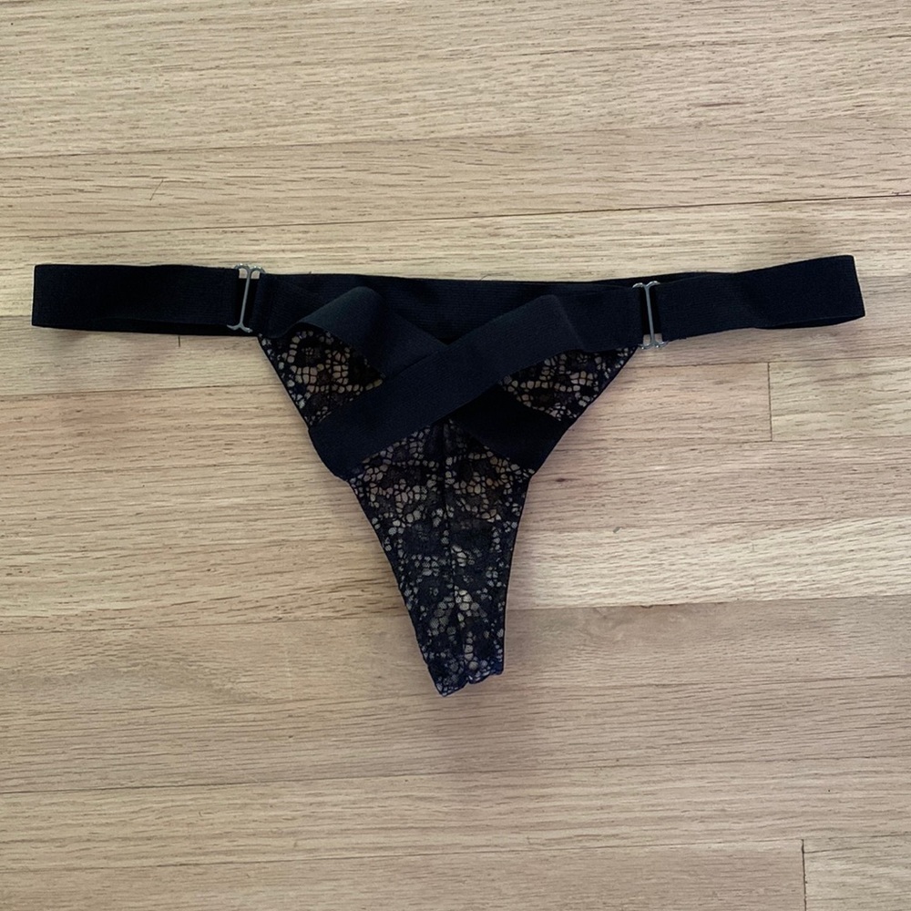 Victoria’s Secret Lace and Mesh Tanga Thong with Elastic bands